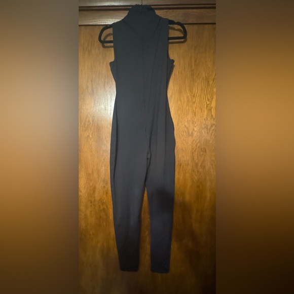 NWOT Skims Black Sleeveless Cat Suit Jumpsuit with detailed edge. Sz Large - Picture 5 of 6
